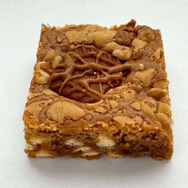 Biscoff Blondie Brownie Slab Cut