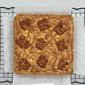 Biscoff blondie brownie slab